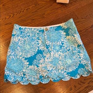 Lilly Pulitzer Blue and White Floral Skort